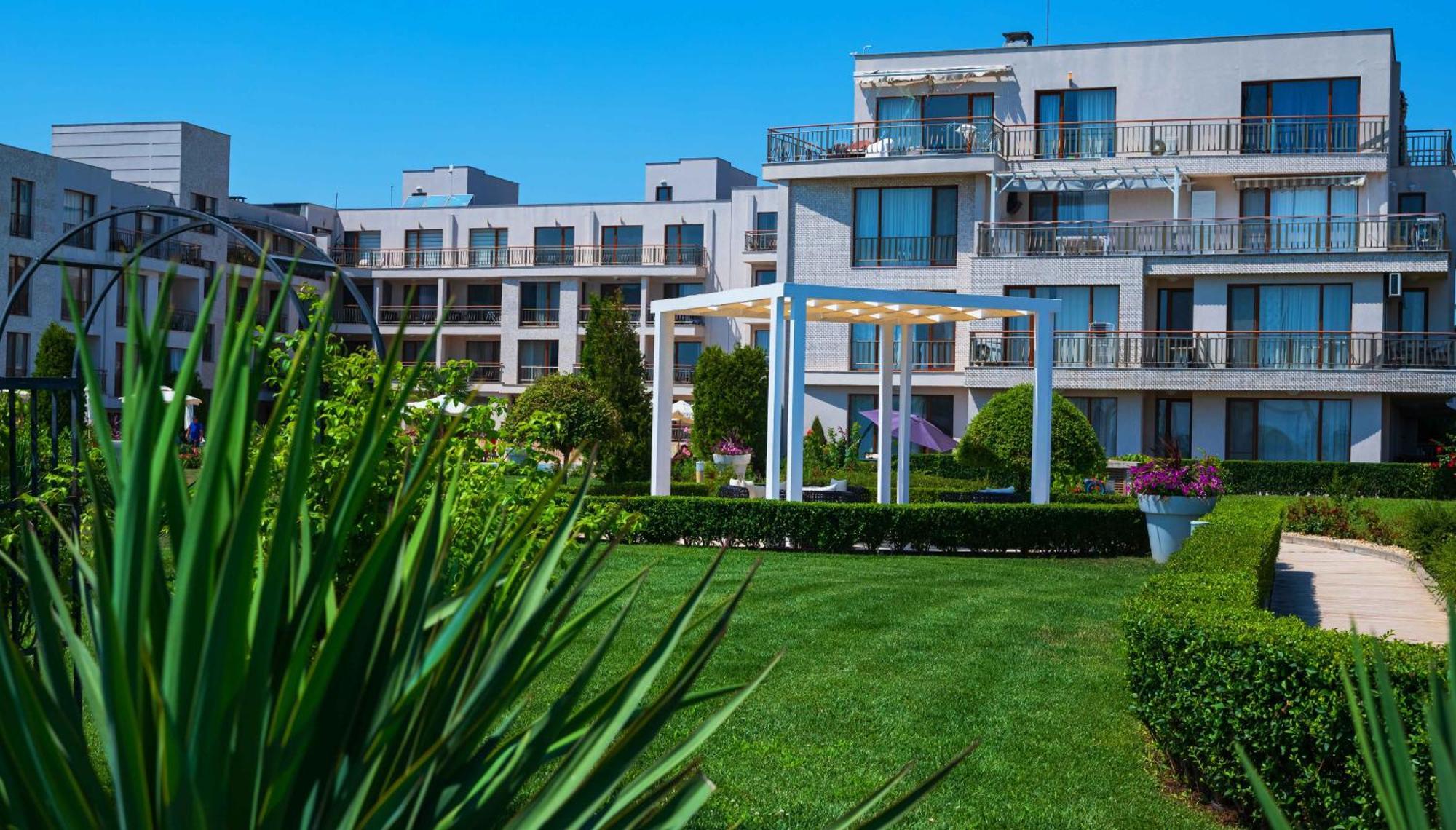 June One Bedroom Sea View Apartment Diamond Beach Resort Sarafovo Eksteriør bilde